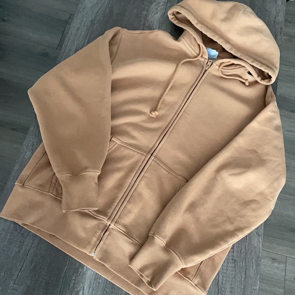 TNA cozy boyfriend oversized zip up hoodie - Picture 2 of 10